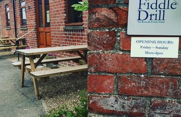 Enjoy a run out to the Wolds Way and afternoon tea in this converted barn on a family run farm.